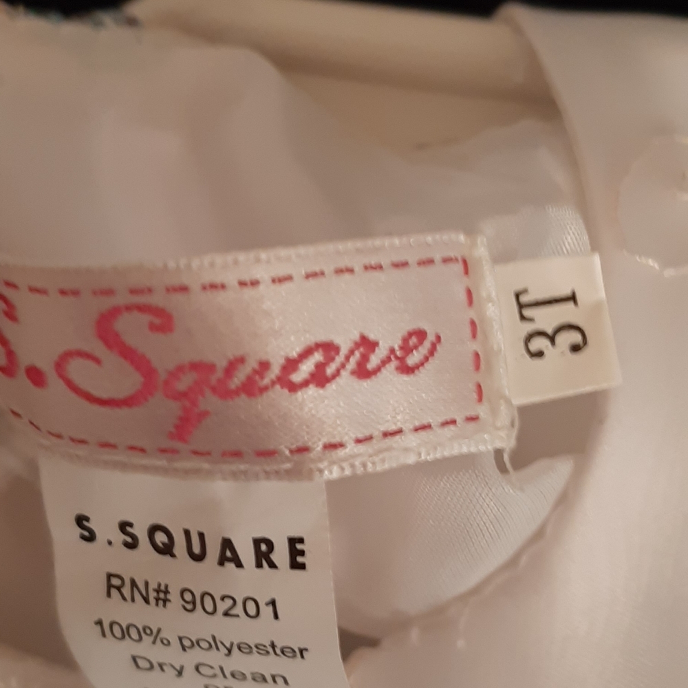 S square dress - Picture 4 of 4
